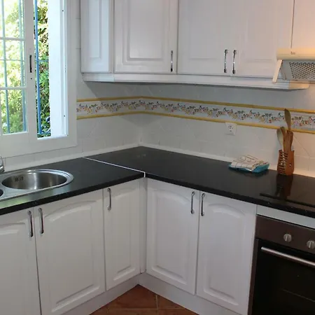 Villa Melger - Private With Swimming Pool